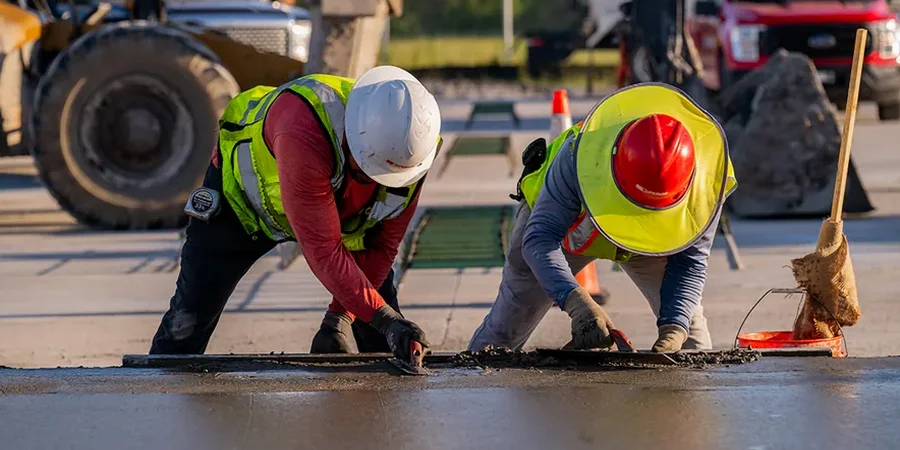Diseño de pavimento rígido en Maipú: soluciones para suelos expansivos y cargas urbanas